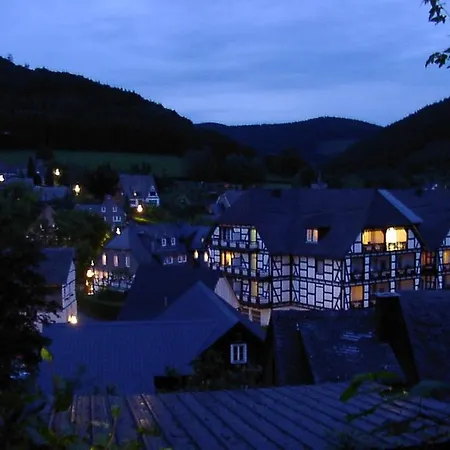 In Der Naehe Des Skigebietes Schmallenberg