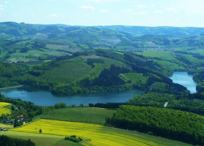 In Der Naehe Des Skigebietes Schmallenberg